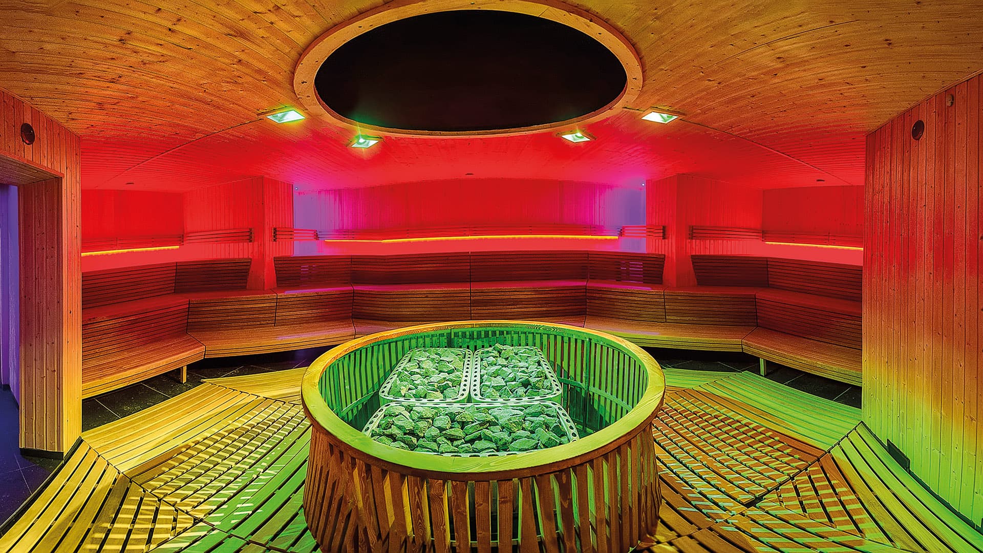 Sauna w strefie Fire & Water — w cenie pakietu 4★